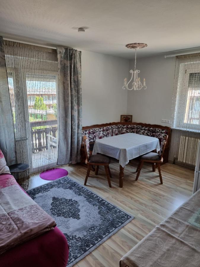 Ferienhaus Burgblick Treffen Eksteriør bilde