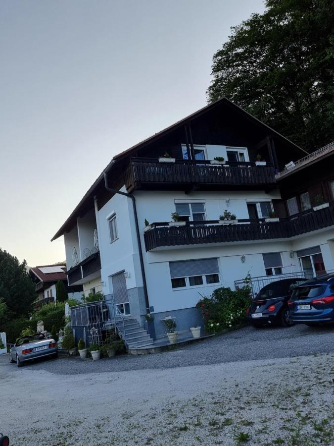 Ferienhaus Burgblick Treffen Eksteriør bilde