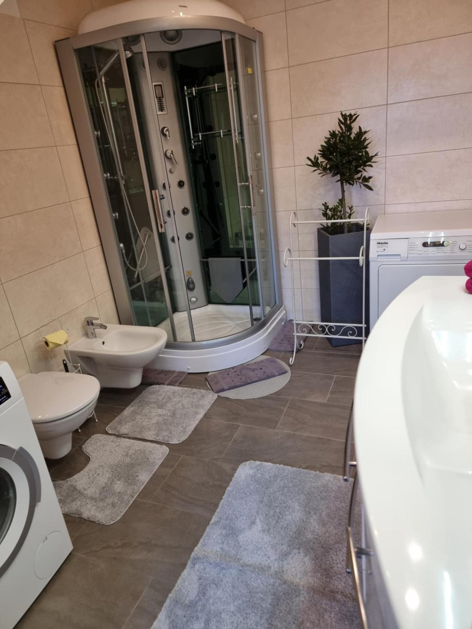 Ferienhaus Burgblick Treffen Rom bilde