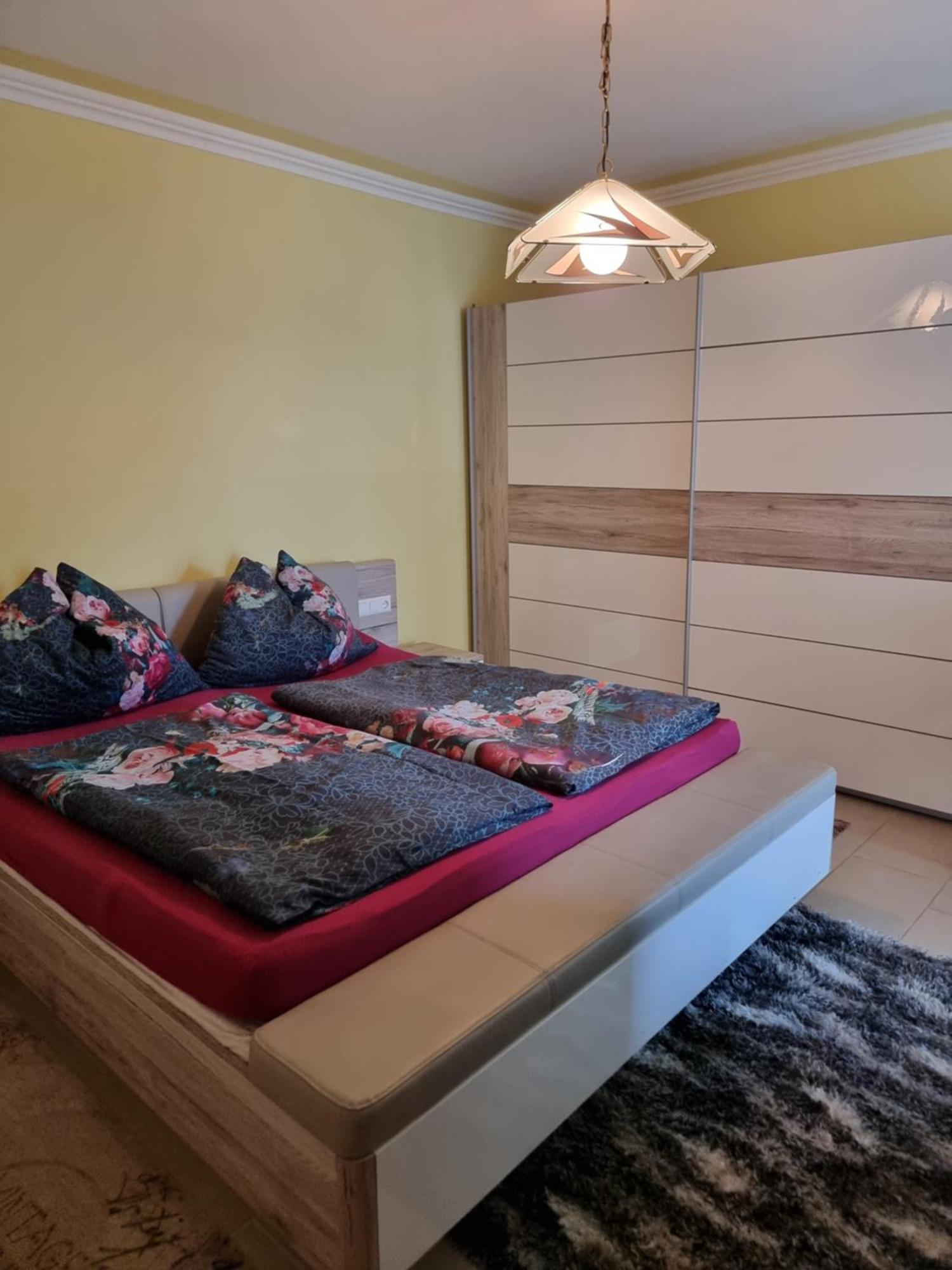 Ferienhaus Burgblick Treffen Rom bilde