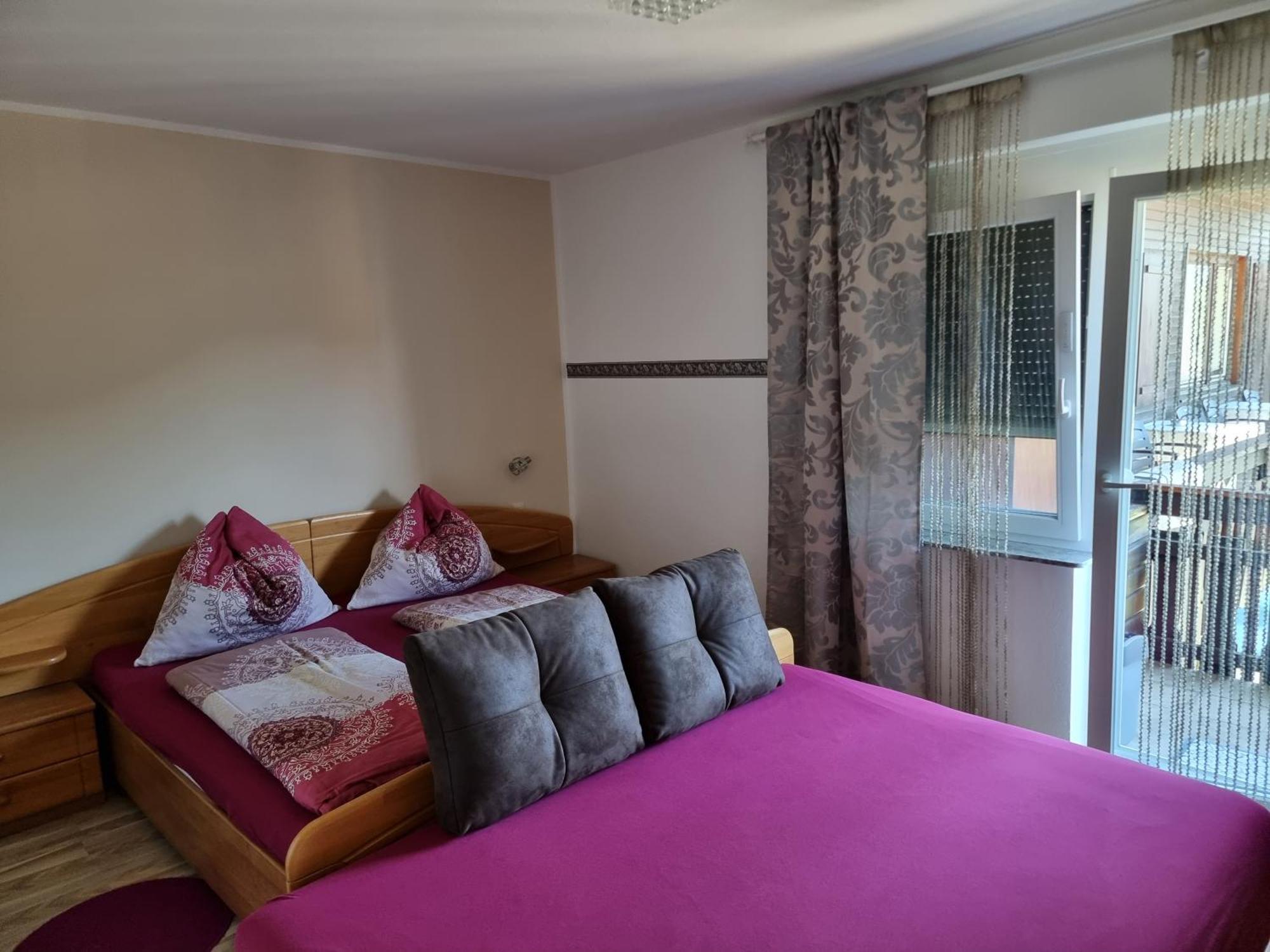 Ferienhaus Burgblick Treffen Rom bilde
