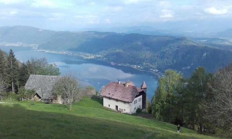 Ferienhaus Burgblick Treffen Eksteriør bilde